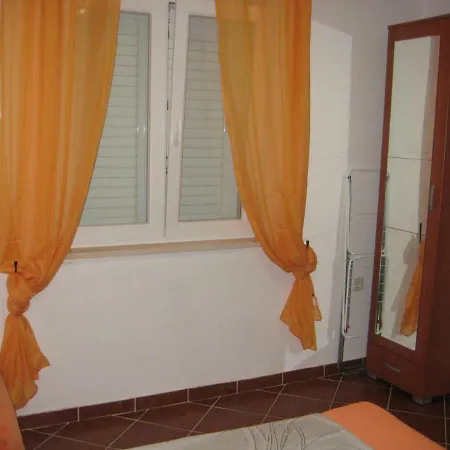 Vida Apartment